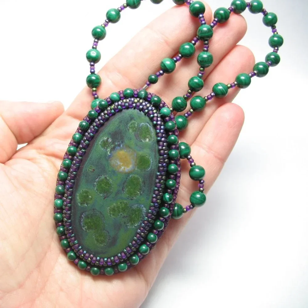 Ooak Artisan Cabochon and Malachite necklace